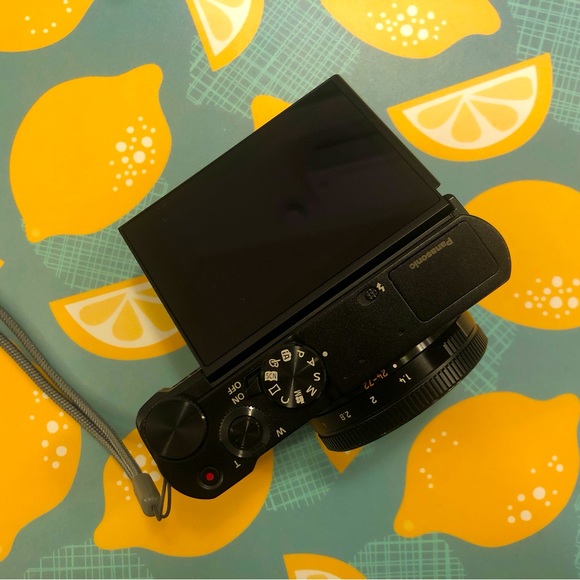 Panasonic Lumix DMC-LX10 (LX15 in some markets) - Picture 9 of 11
